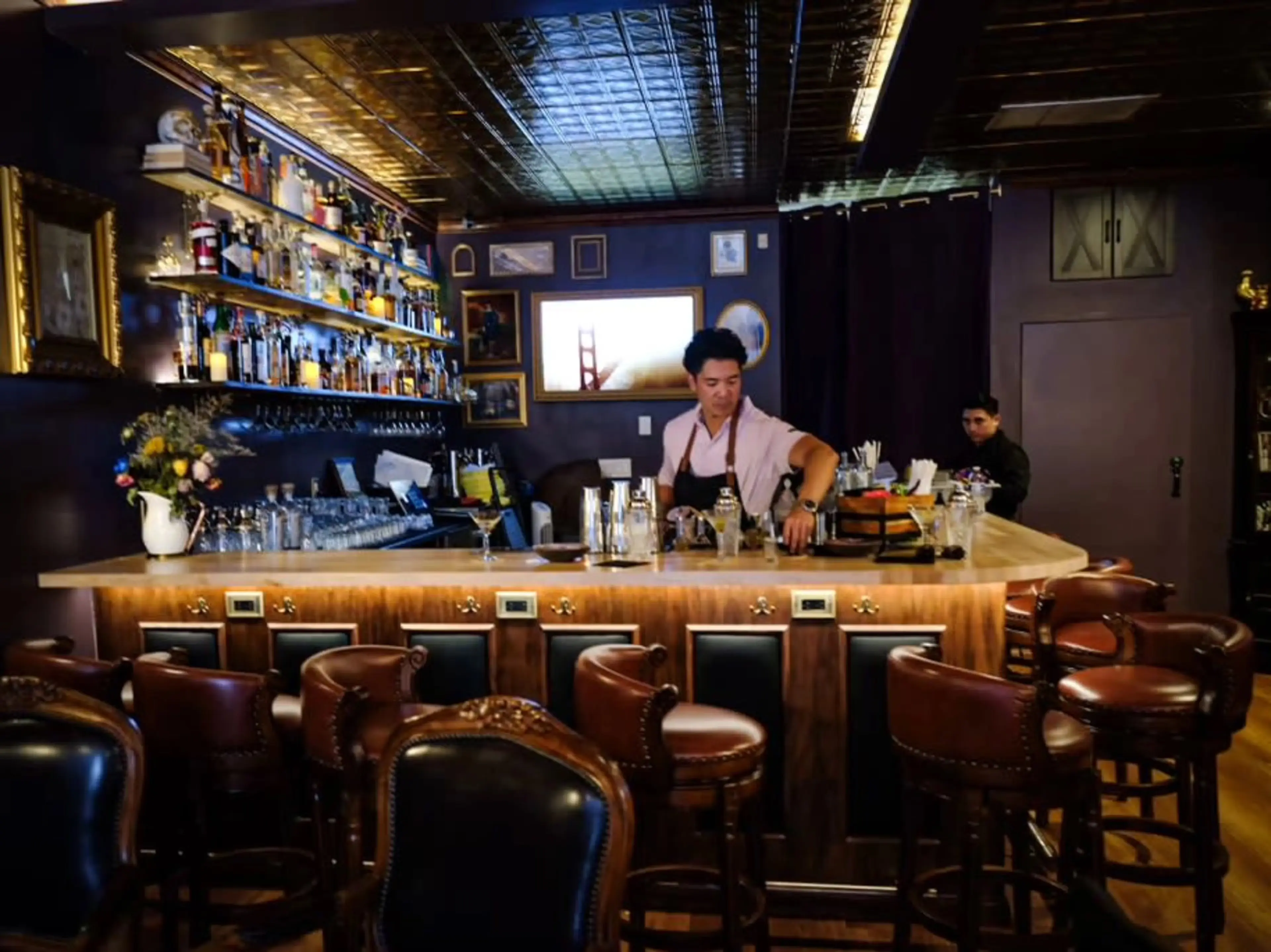 Cocktails & Connections @ RM 212